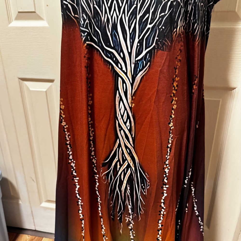 NWT Multicolor Maxi Dress with Tree Design - Picture 4 of 5